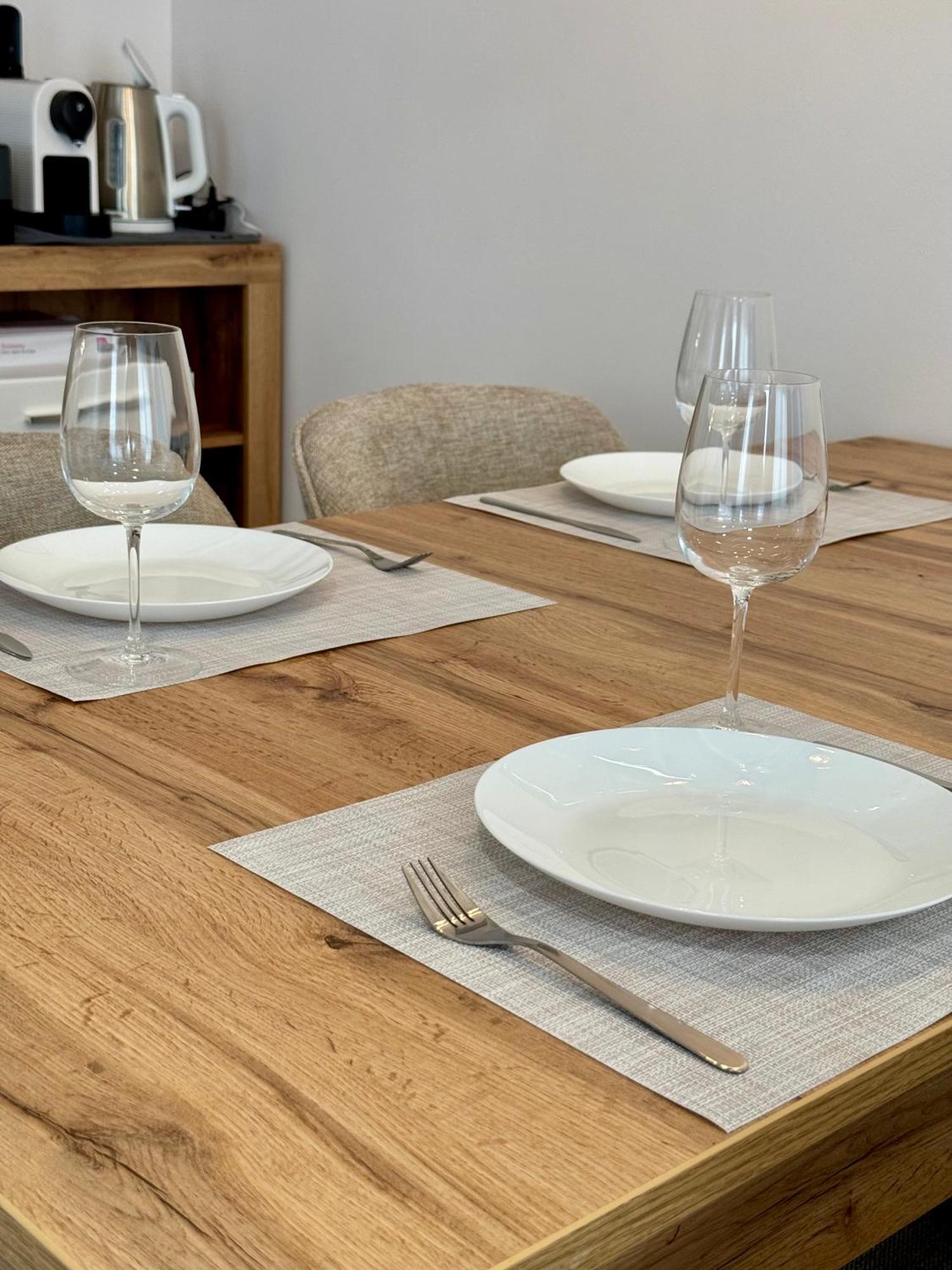 Skau Piano Family & Business Apartment Free Parking Bratislava Dış mekan fotoğraf